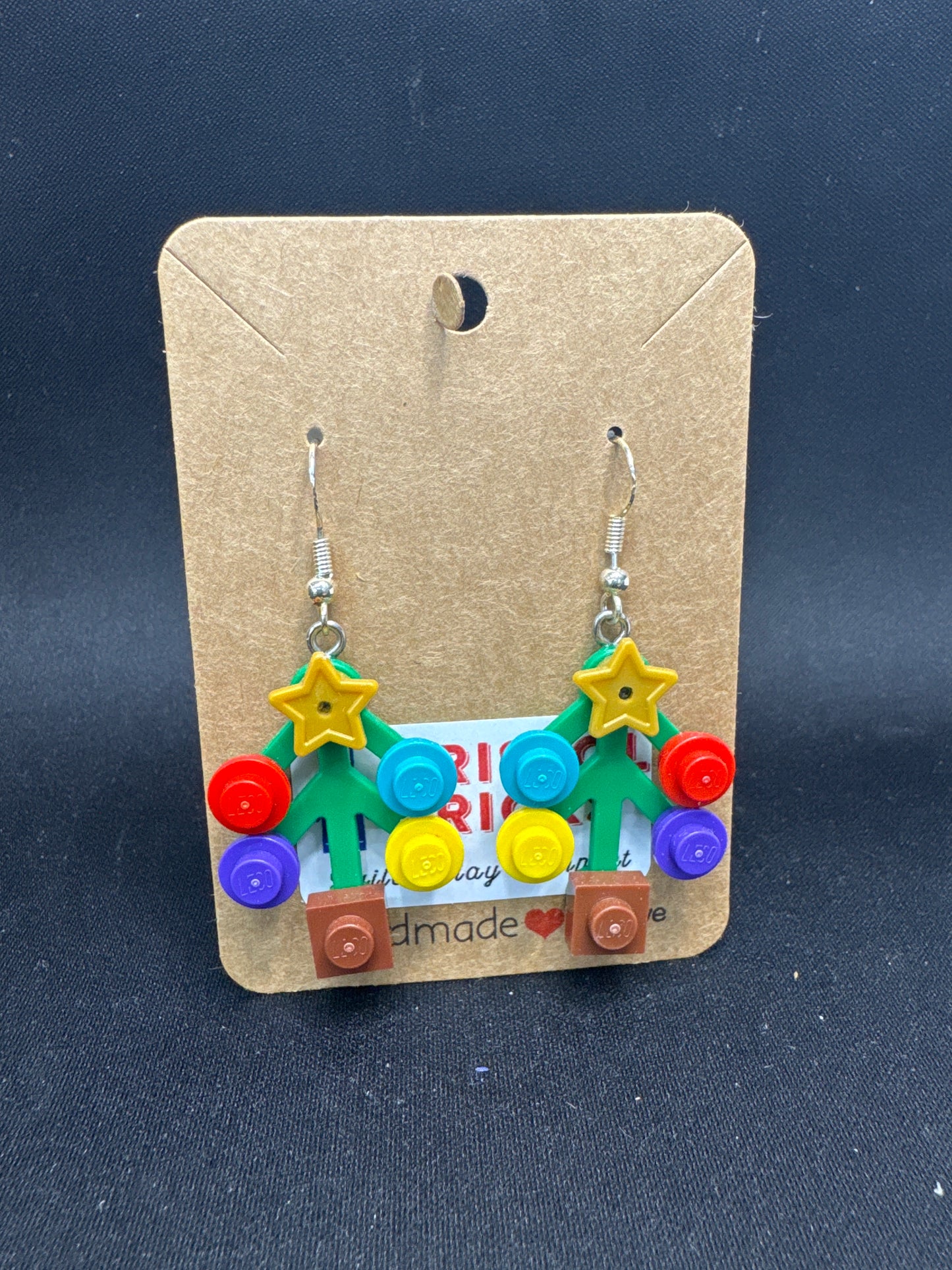 A092 - Small Christmas Tree Earrings