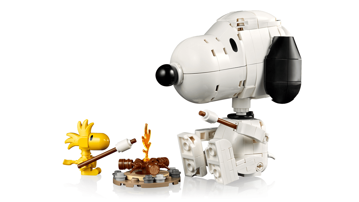 21368 - Peanuts: Snoopy's Doghouse