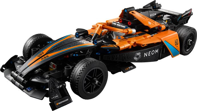 u42169 - NEOM McLaren Formula E Team
