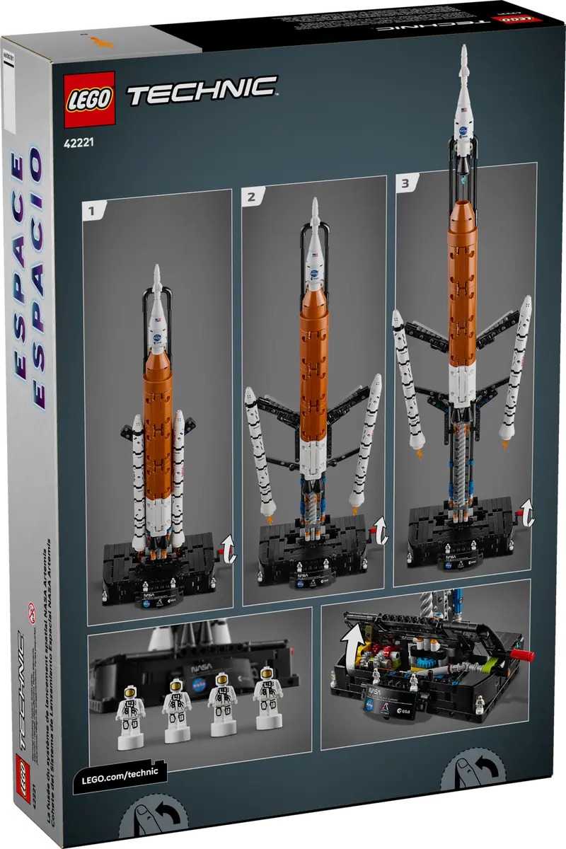 42221 - NASA Artemis Space Launch System Rocket