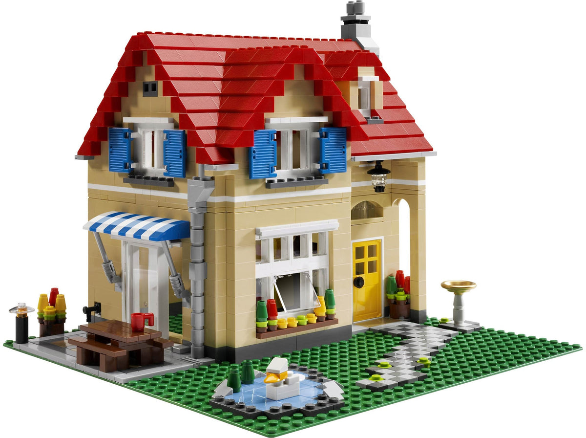 U6754 - Family House (Pre-Built)
