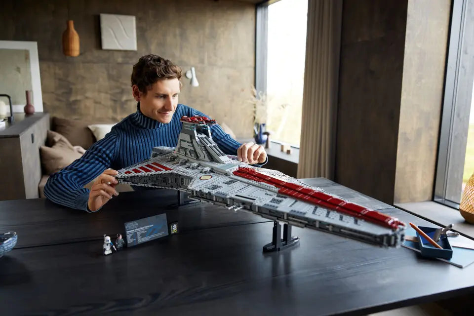 75367 - Venator-class Republic Attack Cruiser