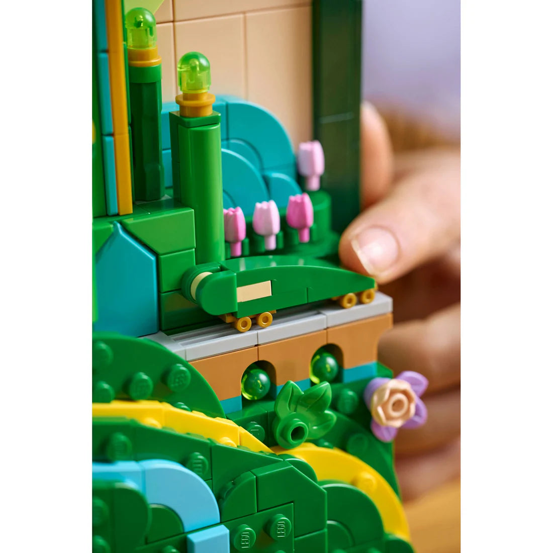 75685 - Emerald City Wall Art - ND