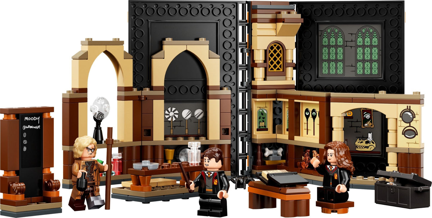 76397 - Hogwarts Moment: Defence Against the Dark Arts Class (Retired)