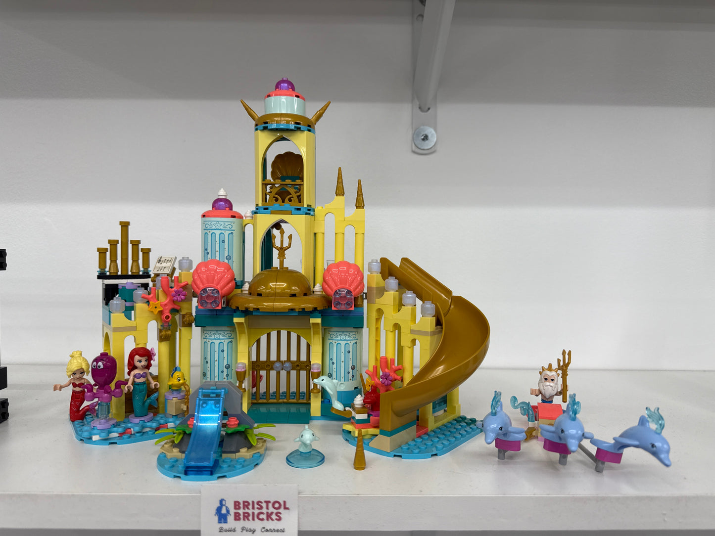 U43207 - Ariel’s Underwater Palace