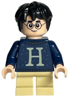 hp206 - Harry Potter - Dark Blue Sweater with Letter H, Tan Short Legs