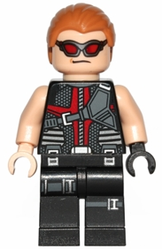 sh0034 - Hawkeye - Black and Dark Red Suit, Medium Nougat Hair