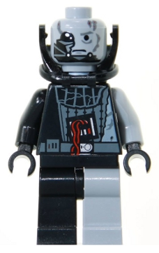 sw0180 - Darth Vader (Battle Damaged)