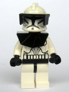 sw0286 - Clone Trooper (Phase 1) - Black Visor and Pauldron, Large Eyes