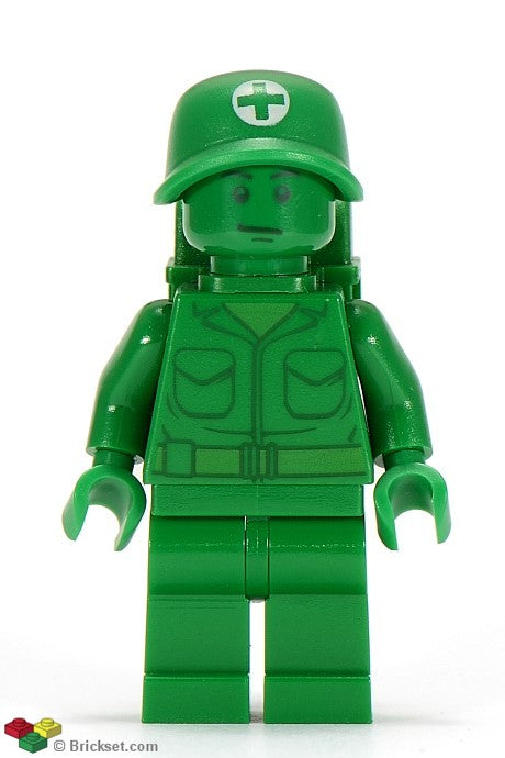 toy002 - Green Army Man - Medic with Backpack
