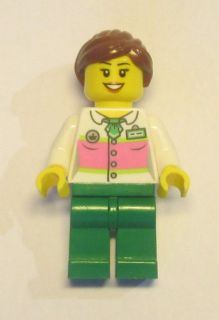 twn228 - Supermarket Female Shop Assistant