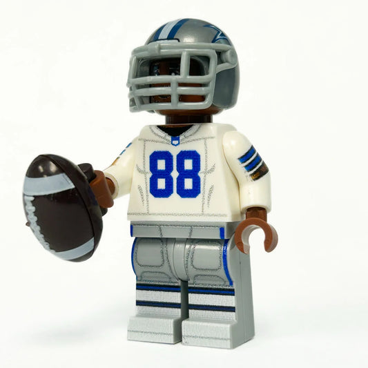 B3 - #88 WR Dallas Football Player Minifigure