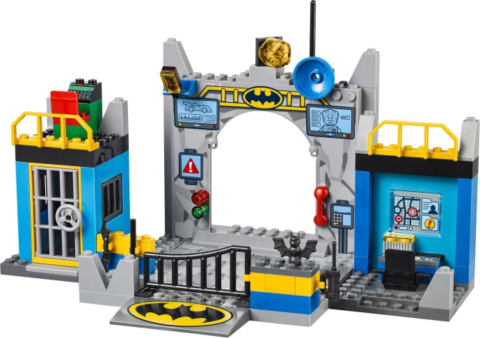 u10672 - Batman: Defend the Batcave (Pre-Built)