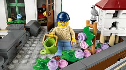 10371 - Shopping Street