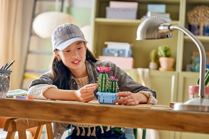 11509 - Flowering Cactus