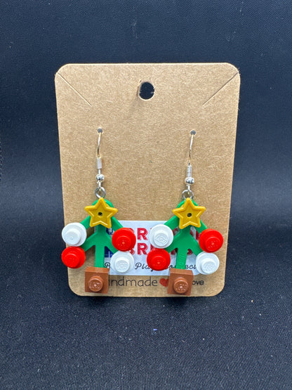 A092 - Small Christmas Tree Earrings