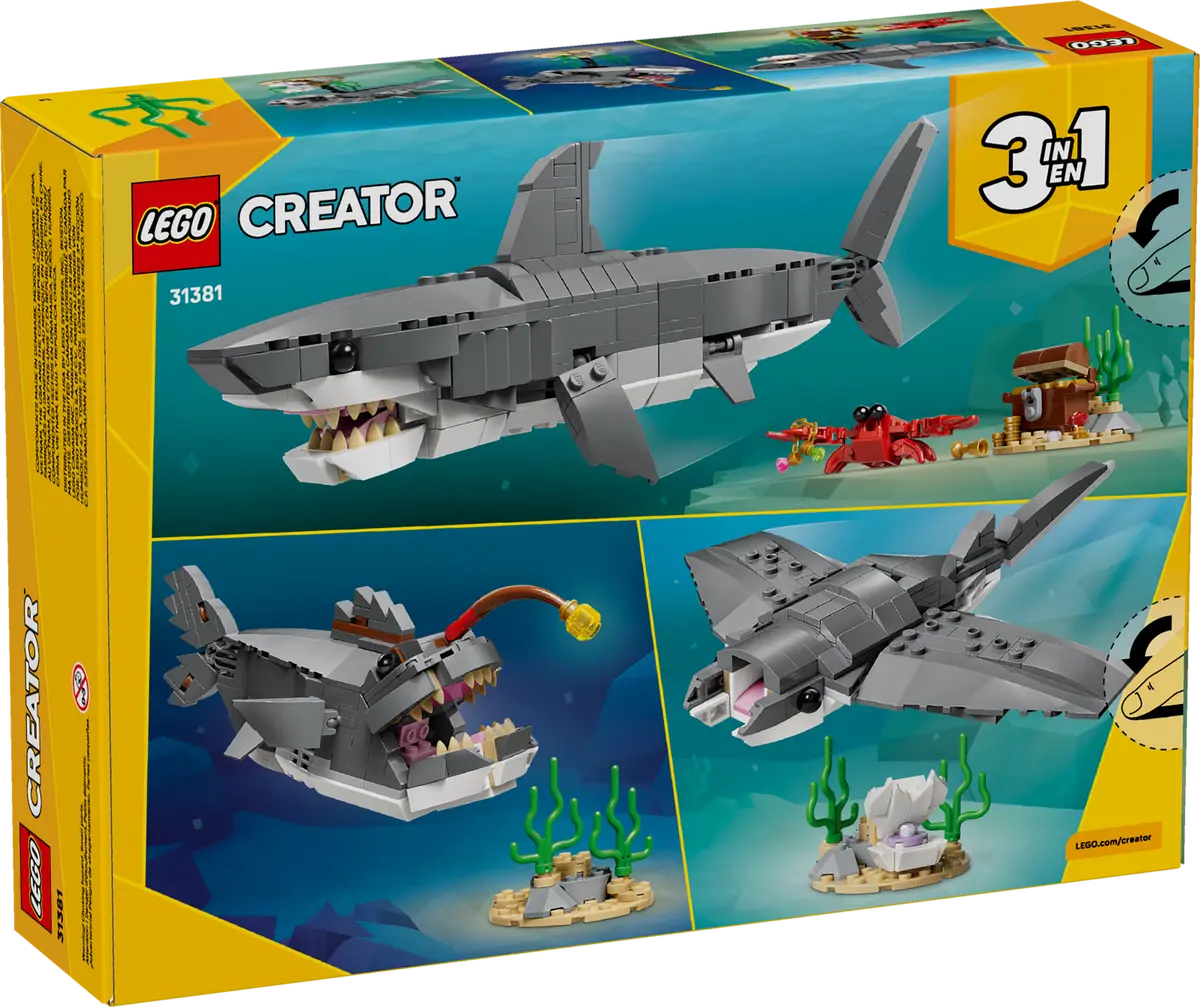 31381 - Fierce Shark with a Treasure Chest