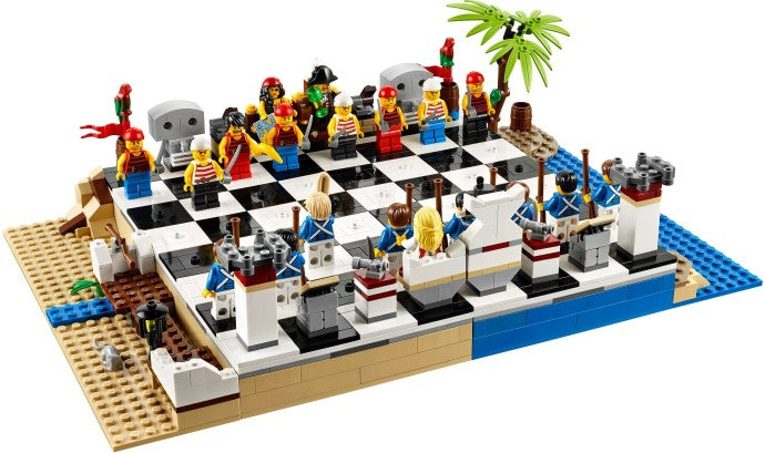 40158 - Pirates Chess Set (Re-Taped) (Retired)