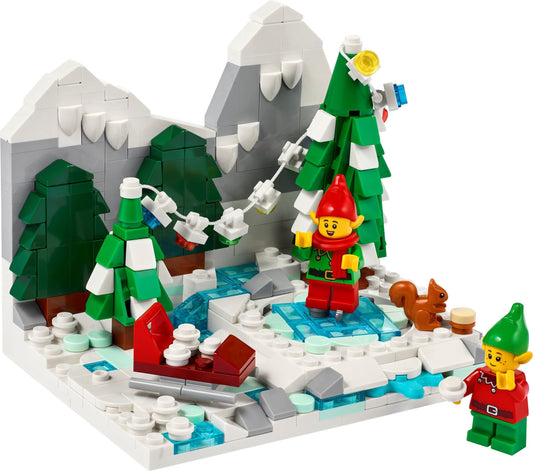 40564 - Winter Elves Scene (Retired)