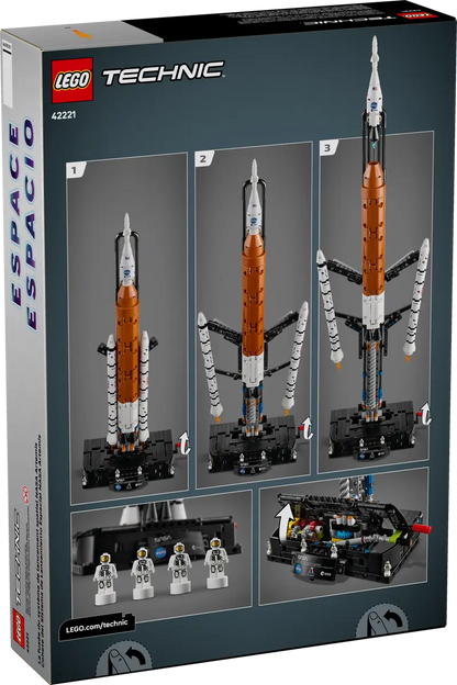 42221 - NASA Artemis Space Launch System Rocket