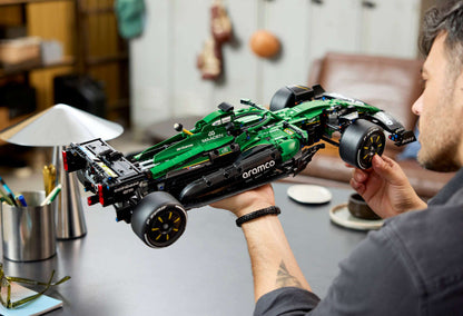 42240 - Aston Martin Aramco AMR25 F1® Car