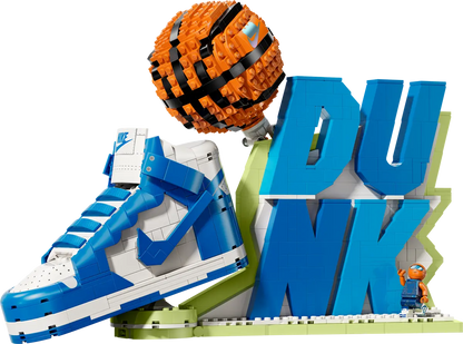 43008 - Nike Dunk x LEGO Set