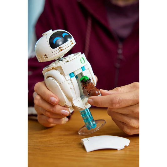 U43279 - WALL-E and EVE - (Pre-Built)