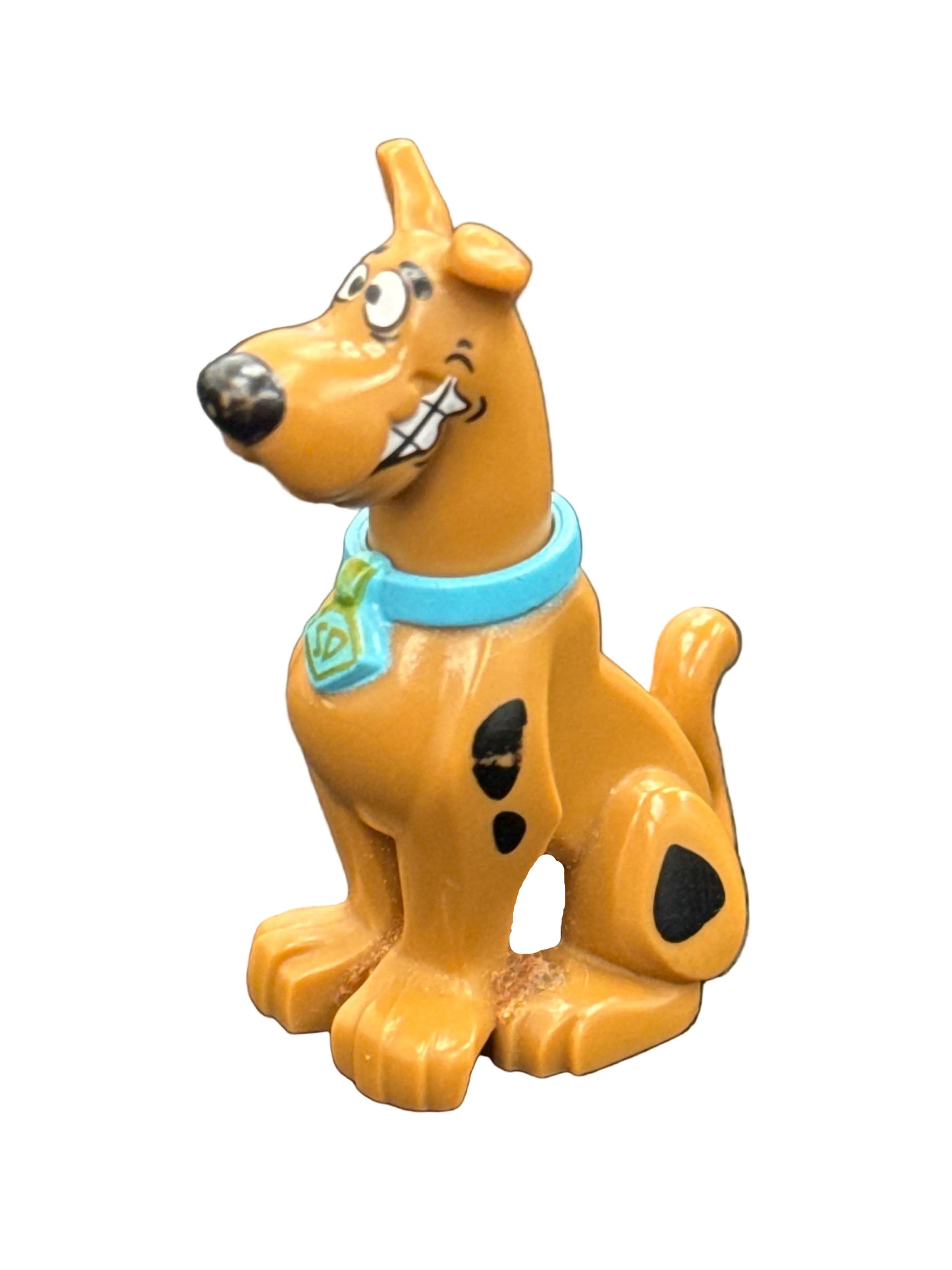 Scooby-Doo Sitting with Chattering Teeth