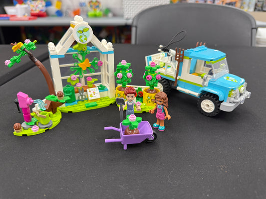 U41707 - Tree Planting Vehicle