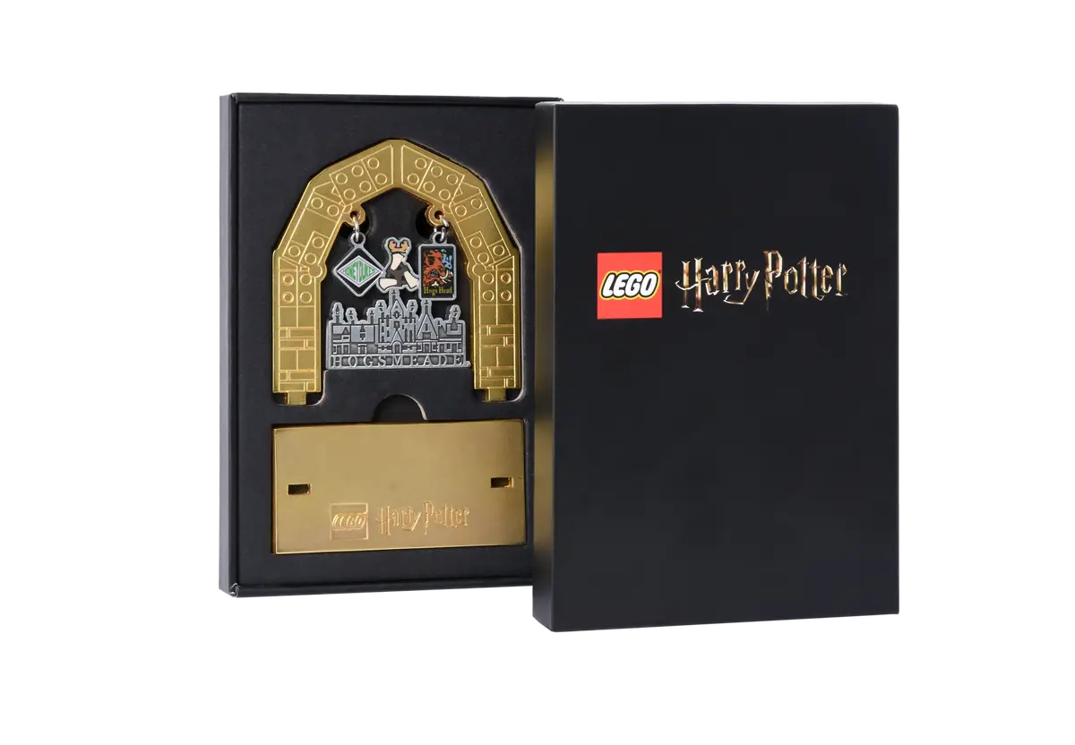 5009867 - Hogsmeade™ Sign - ND