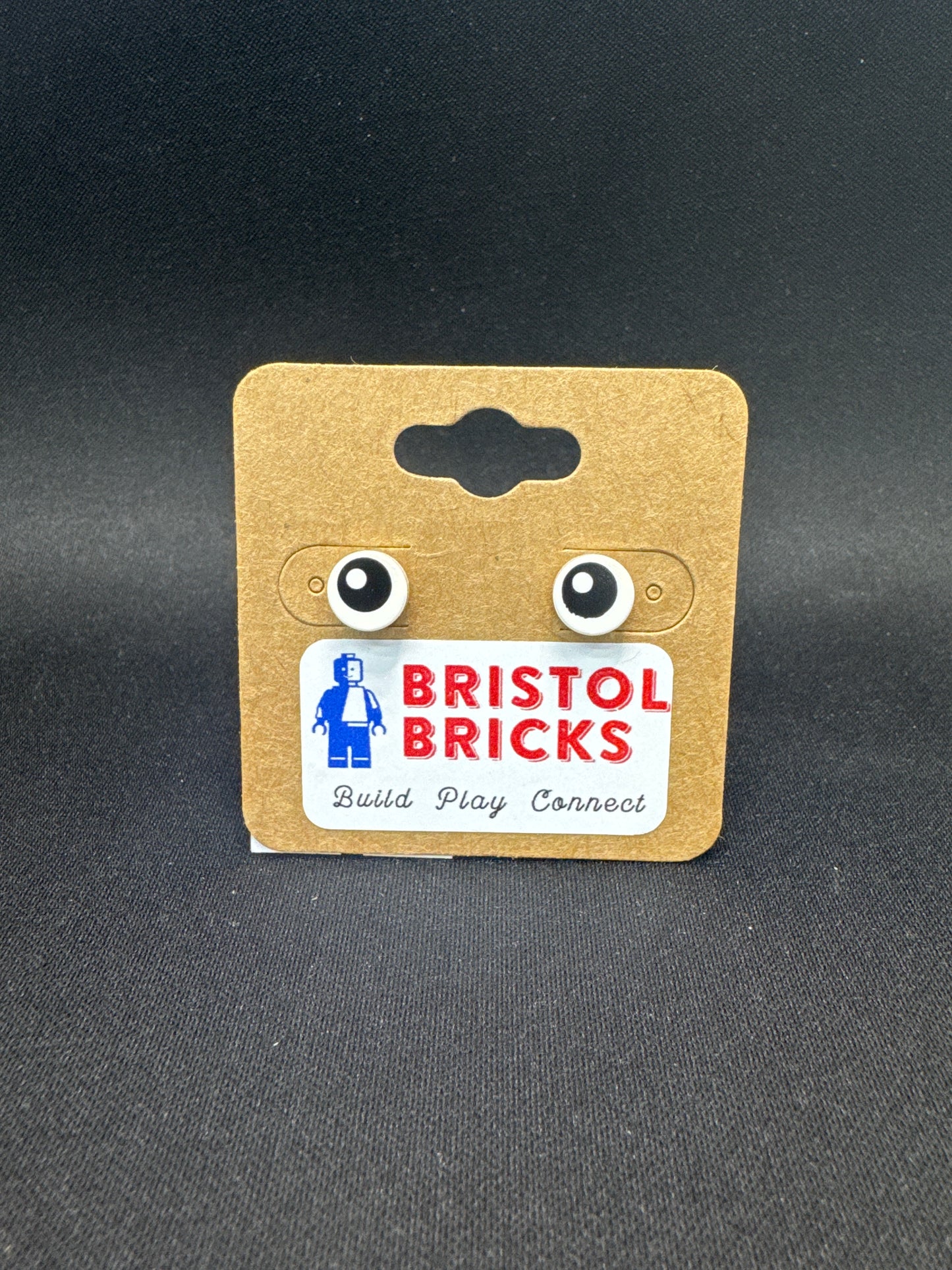 A175 - Eye Stud Earrings
