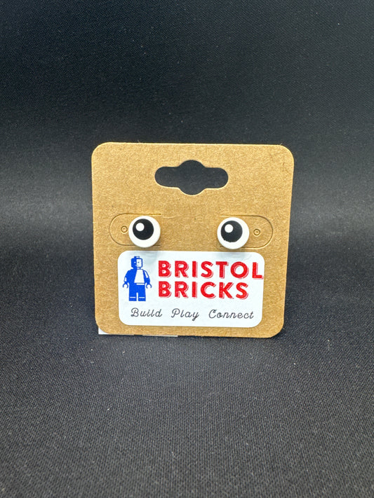 A175 - Eye Stud Earrings