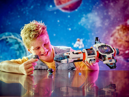 60446 - Galactic Spaceship