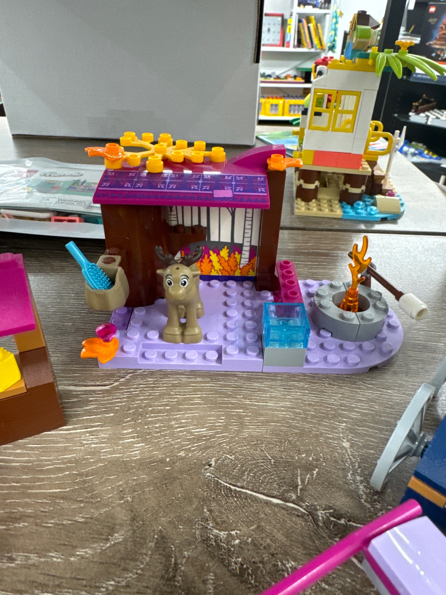U41166 - Elsa's Wagon Adventure