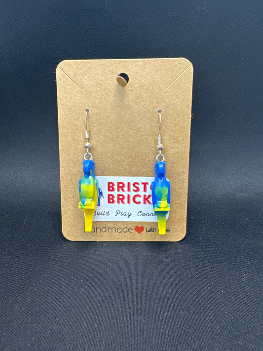 A056 - Parrot Earrings