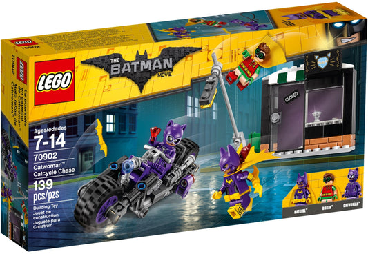 70902 - Catwoman Catcycle Chase  (Retired)