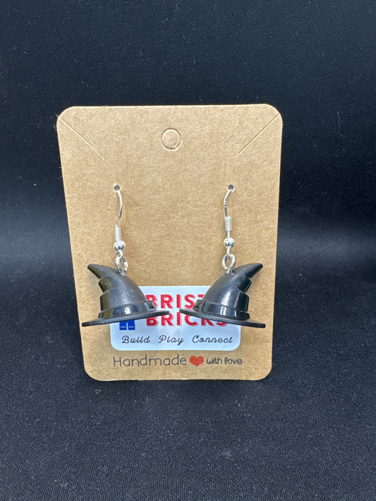 A193 - Witch Hat Earrings