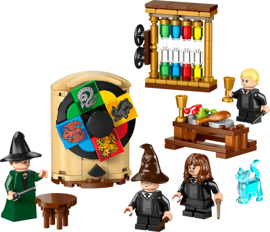 76460 - Hogwarts™ Castle: Sorting Hat™ Ceremony