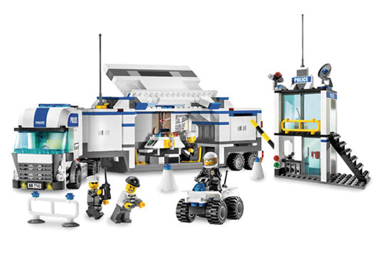 U7743 - Police Truck (Pre-Built)