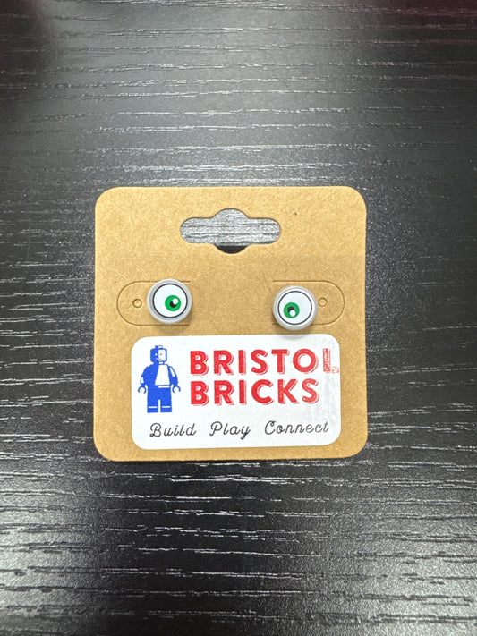 A213 - Gray Eye Earrings