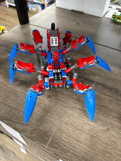 U76114 - Spider-Man Spider Crawler