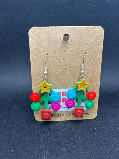 A092 - Small Christmas Tree Earrings