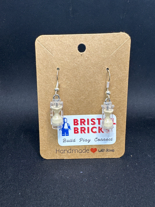 A131 - Hourglass Earrings