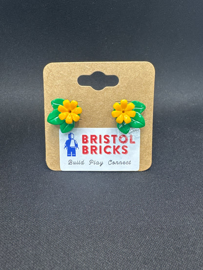 A156 - Flower w/ Leaf Stud Earrings