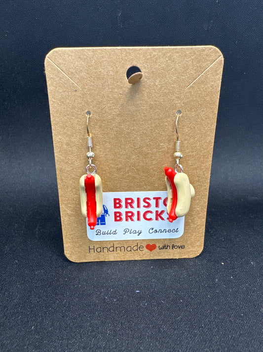 A143 - Hot Dog Earrings