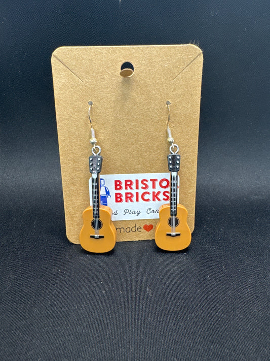 A090 - Guitar Earrings