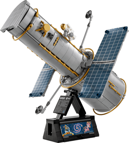 11382 - Hubble Space Telescope