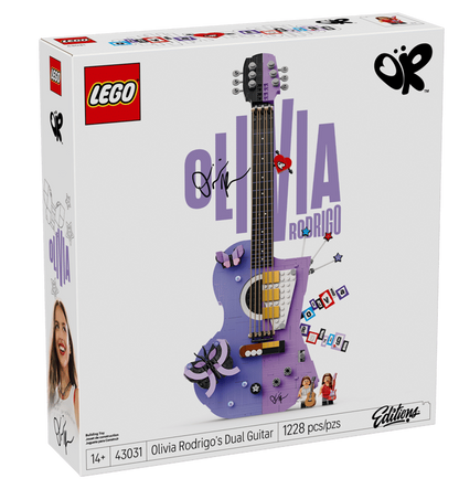 43031 - Olivia Rodrigo's Dual Guitar