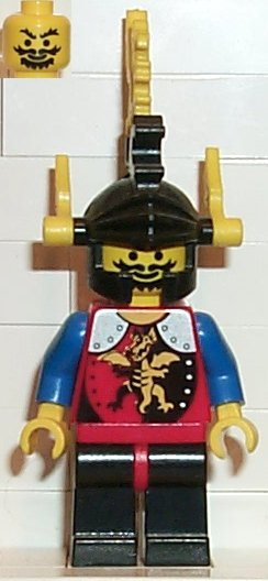 cas018 - Dragon Knight 2 - Black Legs with Red Hips, Black Dragon Helmet, Yellow Plumes