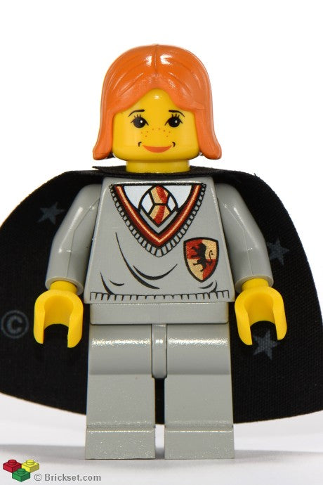 hp030 - Ginny Weasley - Gryffindor Shield Torso, Light Gray Legs, Black Cape with Stars